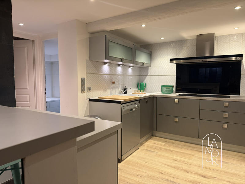 Appartement - 65 m² - 3 pièces