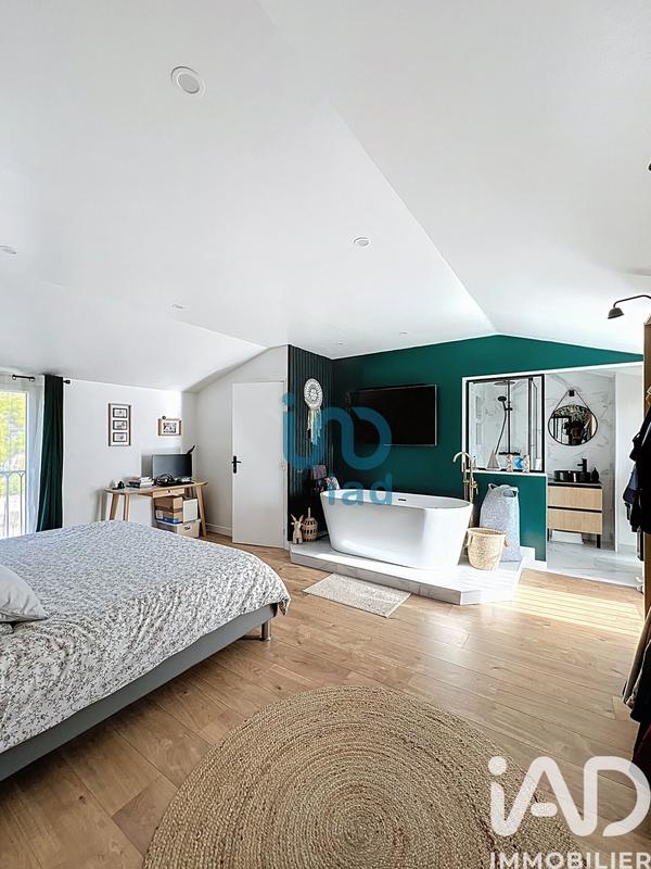 Maison - 120 m² - 5 pièces