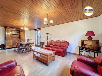 Maison - 99 m² - 5 pièces