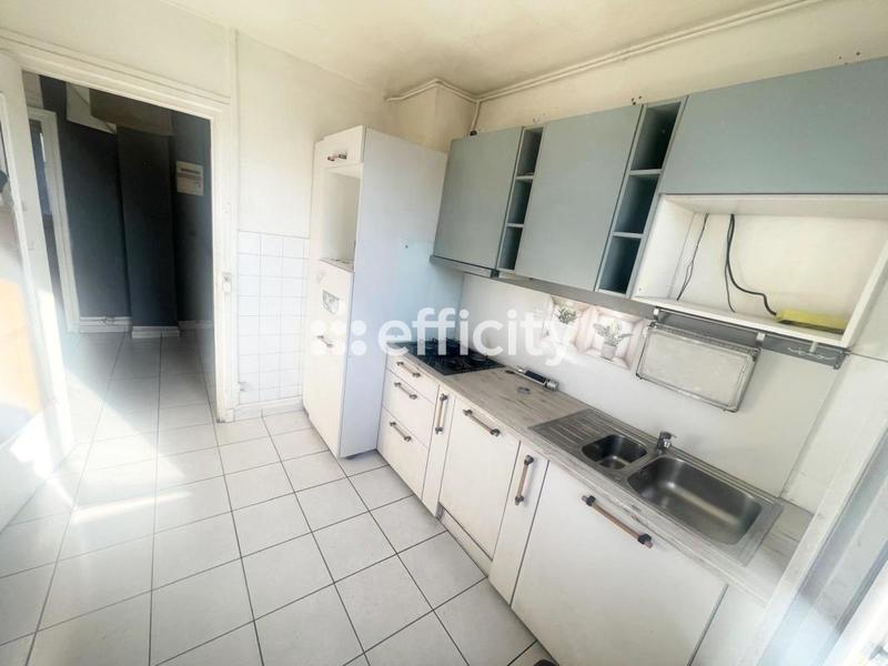 Appartement - 76 m² - 4 pièces