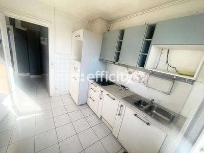 Appartement - 76 m² - 4 pièces