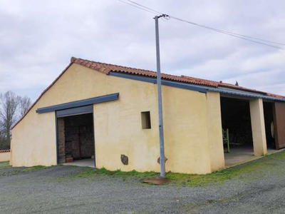 Maison - 120 m² - 2 pièces