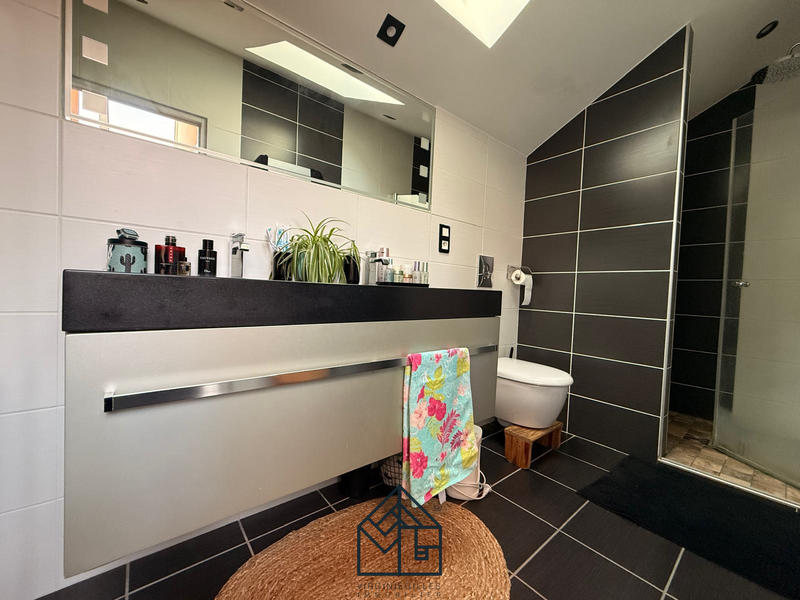 Maison - 140 m² - 4 pièces