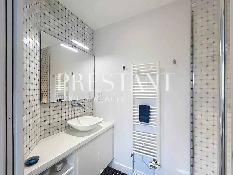 Appartement - 99 m² - 4 pièces