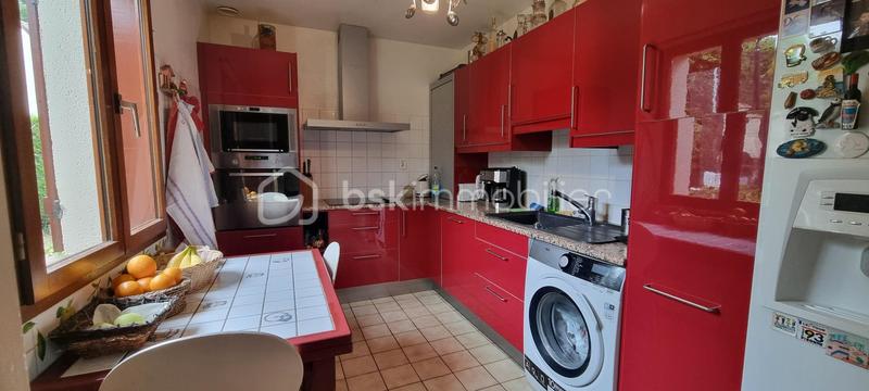 Maison - 104 m² - 5 pièces