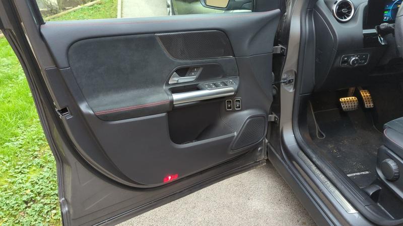 Mercedes Classe Gla 250 e 218 8g-Dct Amg Line