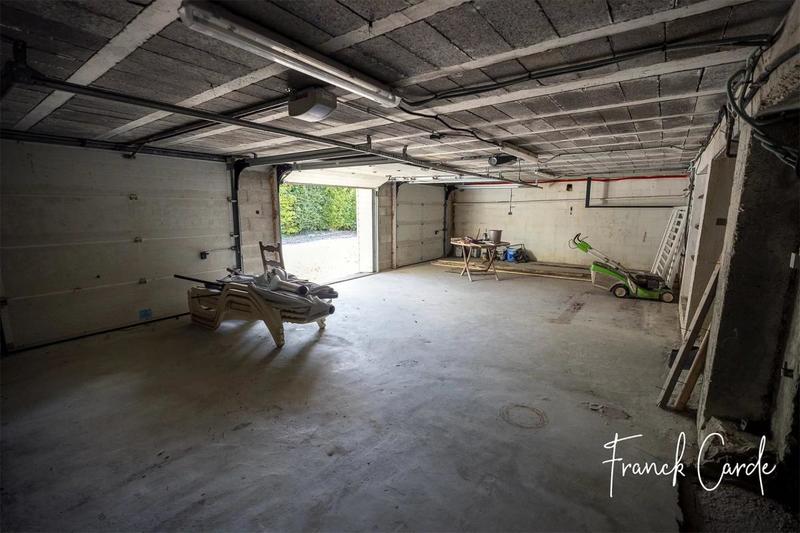 Maison traditionnelle - 139 m² - 7 pièces