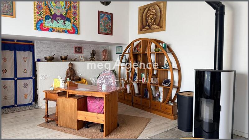 Maison - 215 m² - 6 pièces