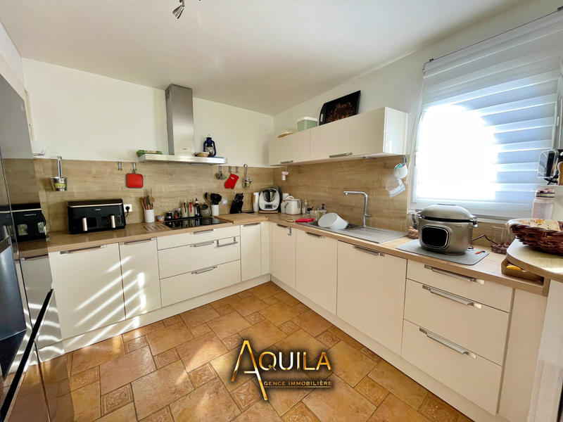 Appartement - 75 m² - 3 pièces