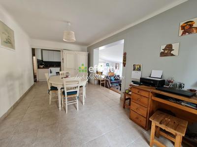 Maison - 163 m² - 6 pièces