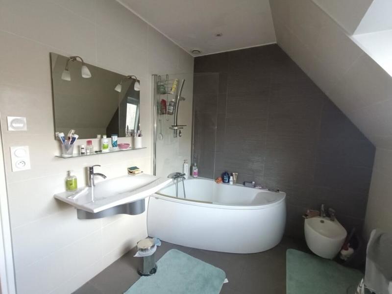 Maison - 142 m² - 6 pièces