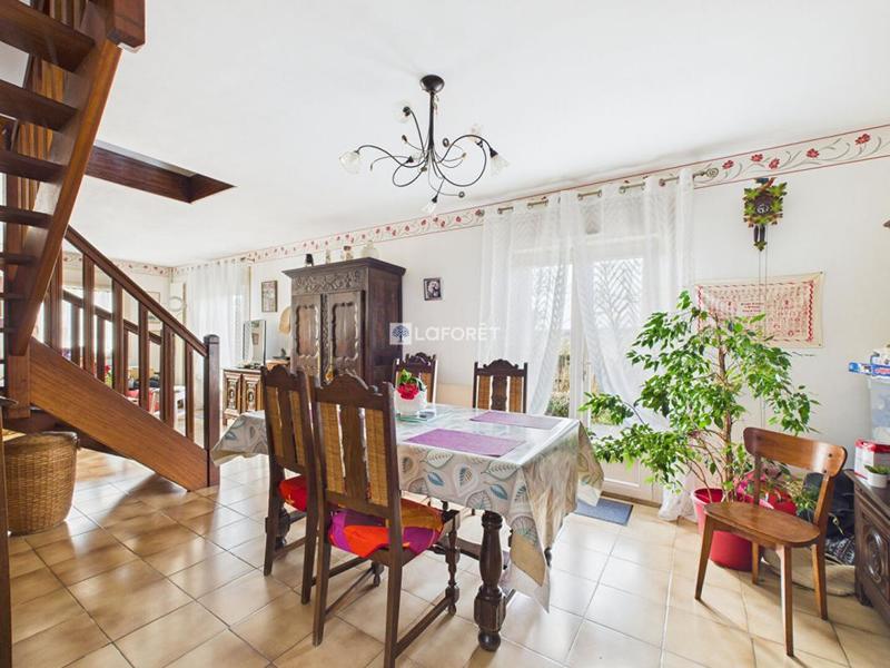 Pavillon - 97 m² - 5 pièces