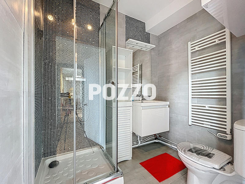 Maison - 159 m² - 6 pièces