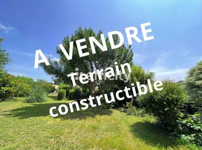 Terrain - 887 m²