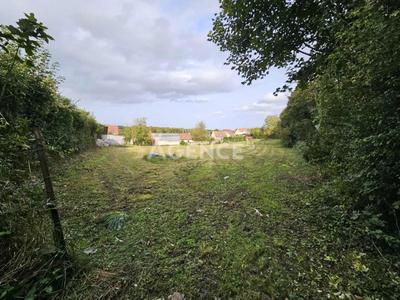 Terrain constructible - 2 855 m²