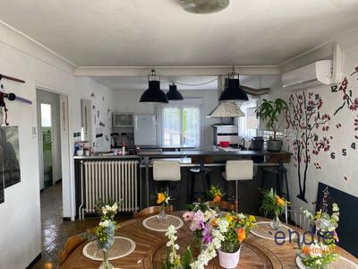 Maison - 151 m² - 7 pièces