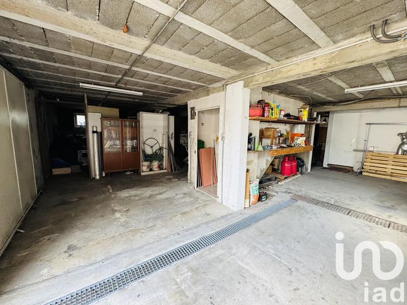 Maison - 263 m² - 8 pièces