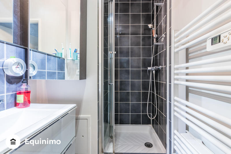 Appartement - 93 m² - 5 pièces