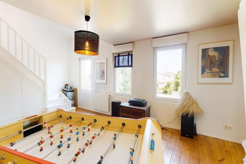 Maison - 217 m² - 4 pièces