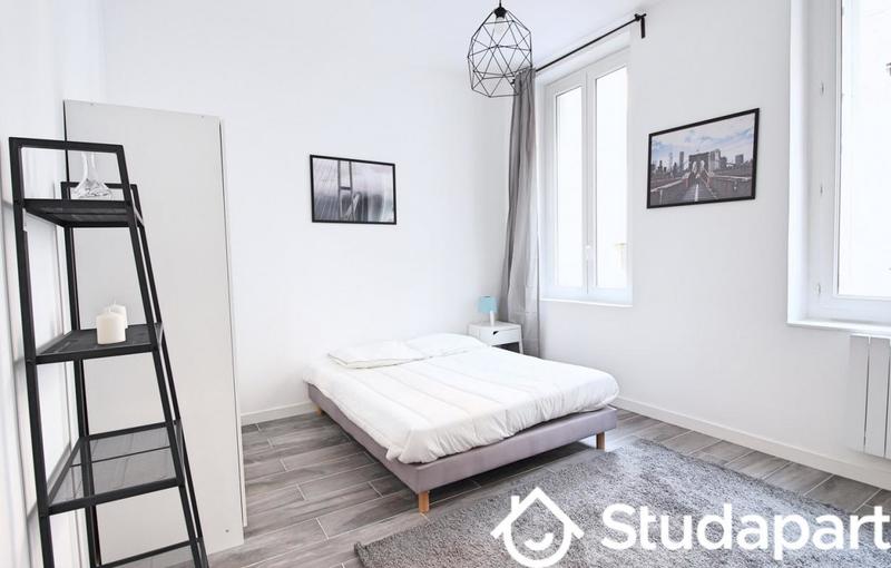 Chambre - 12 m² - 1 pièce