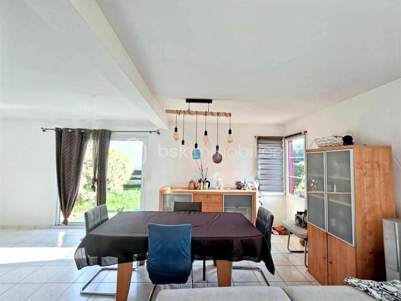 Maison traditionnelle - 112 m² - 6 pièces