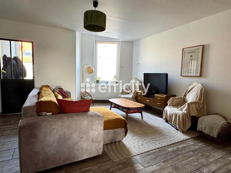 Maison - 144 m² - 5 pièces