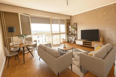 Appartement - 80 m² - 4 pièces