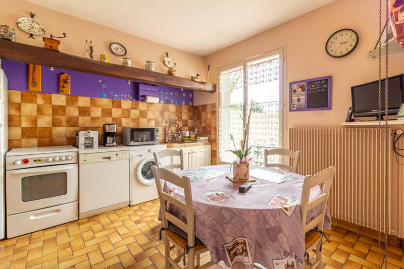 Maison - 181 m² - 7 pièces