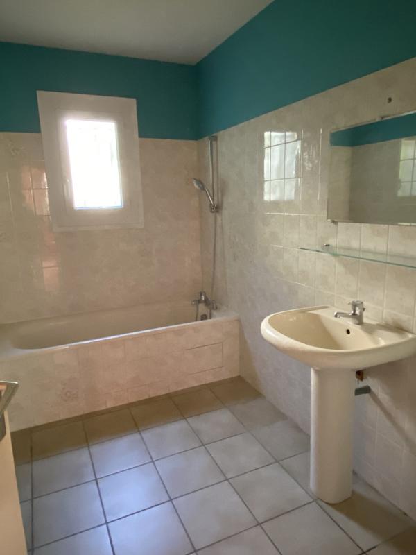 Maison - 99 m² - 5 pièces