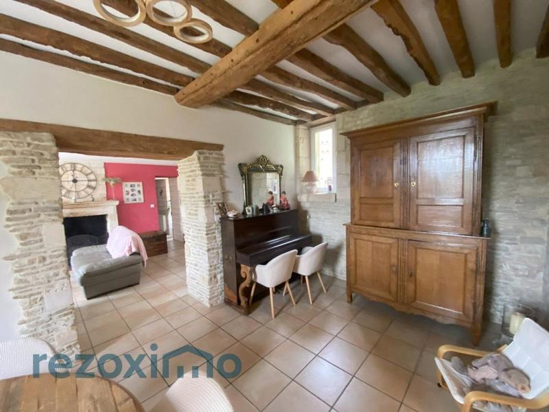 Maison - 236 m² - 8 pièces