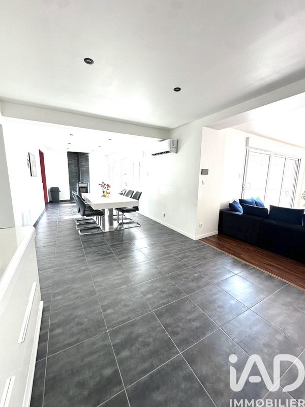 Maison - 166 m² - 6 pièces