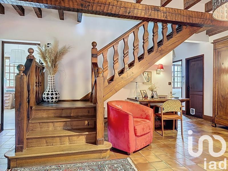 Maison - 250 m² - 9 pièces