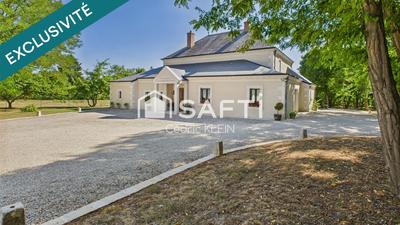 Maison - 280 m² - 8 pièces