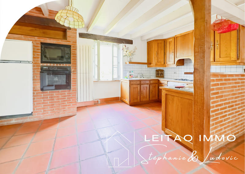 Propriété - 336 m² - 11 pièces