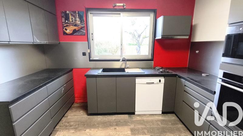 Maison - 93 m² - 4 pièces