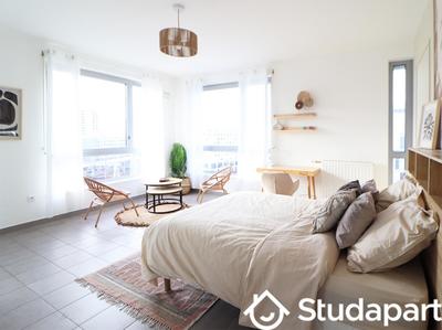 Chambre - 11 m² - 1 pièce