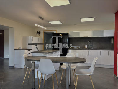 Maison - 117 m² - 6 pièces