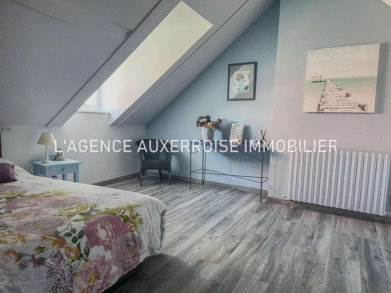 Maison - 177 m² - 6 pièces
