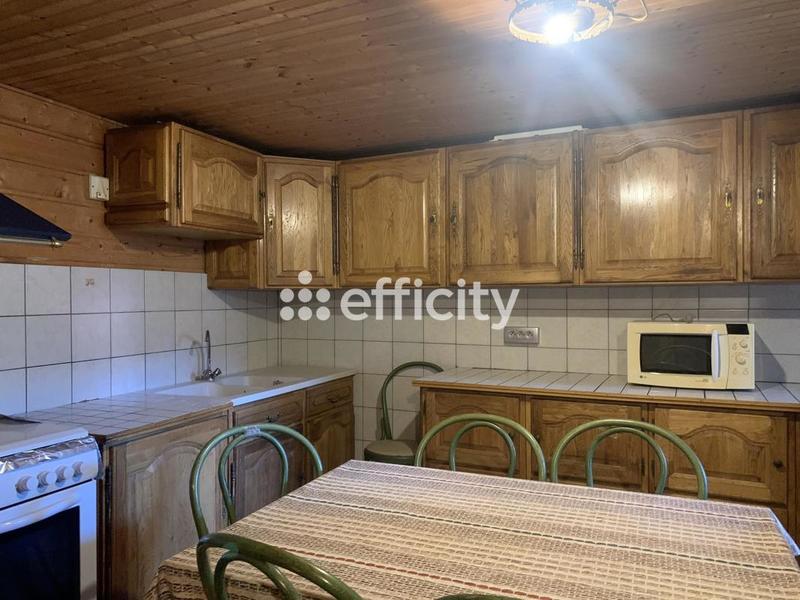 Maison - 153 m² - 7 pièces