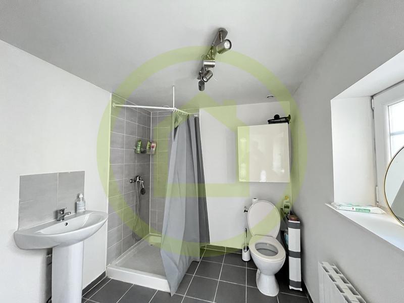 Maison - 90 m² - 6 pièces