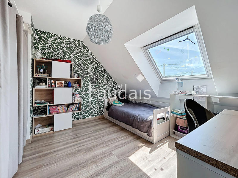 Maison - 121 m² - 6 pièces