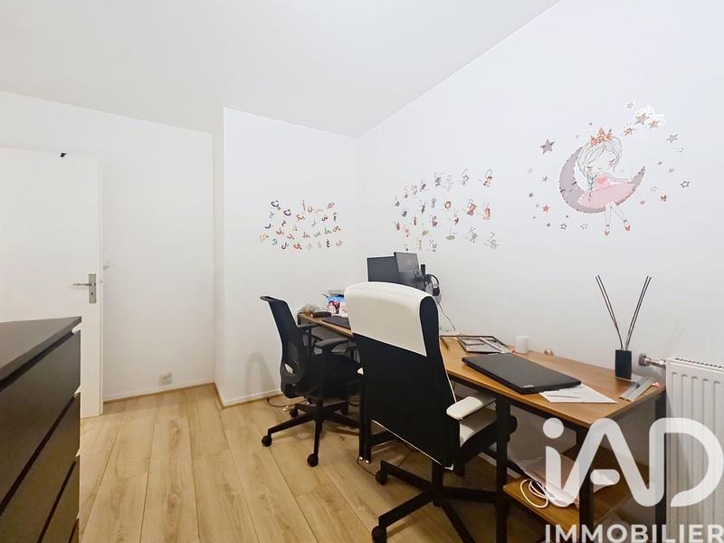 Maison - 90 m² - 6 pièces