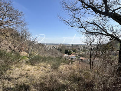 Terrain constructible - 3 525 m²