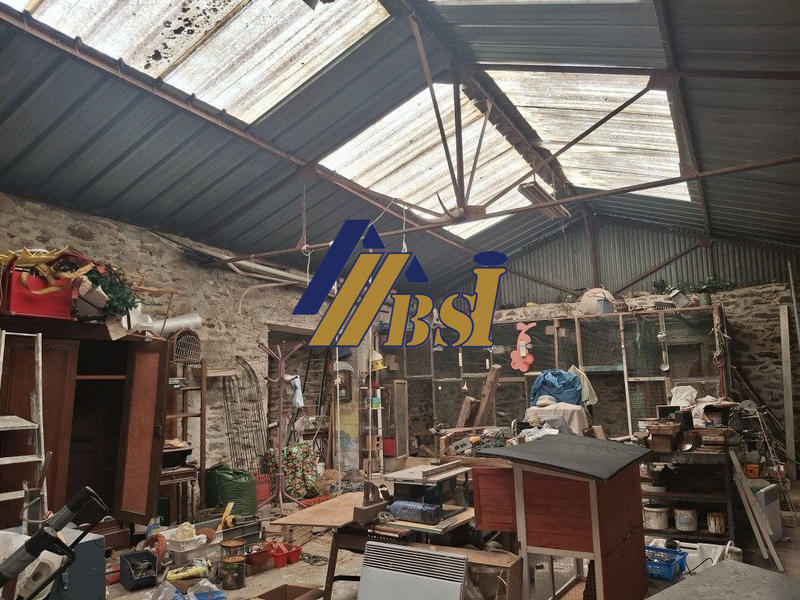 Maison traditionnelle - 227 m² - 10 pièces