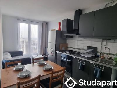 Chambre - 10 m² - 1 pièce