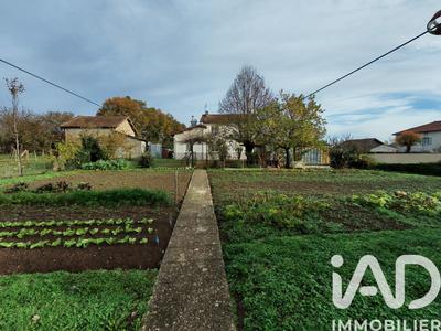 Maison - 105 m² - 6 pièces