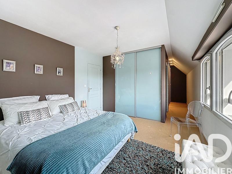 Maison - 188 m² - 6 pièces