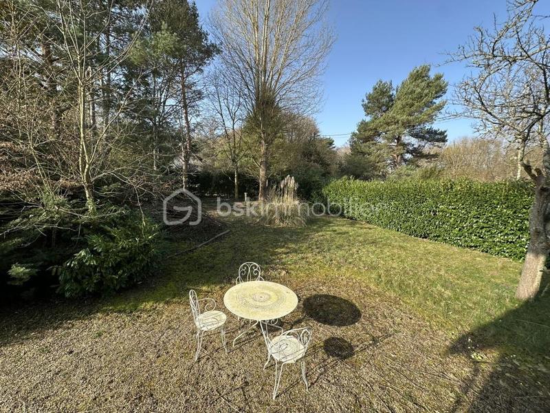 Demeure - 140 m² - 5 pièces