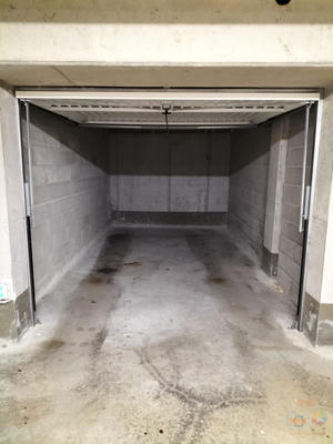 Parking / Garage - 14 m²