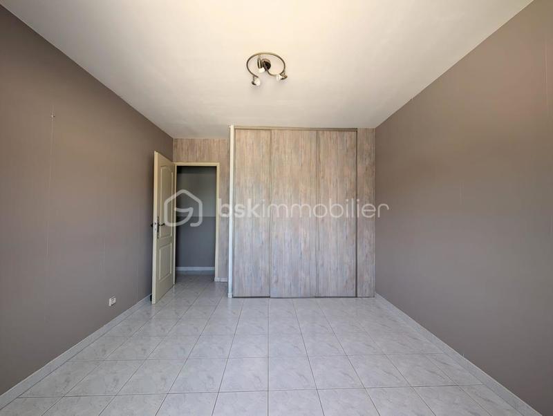 Villa - 100 m² - 4 pièces